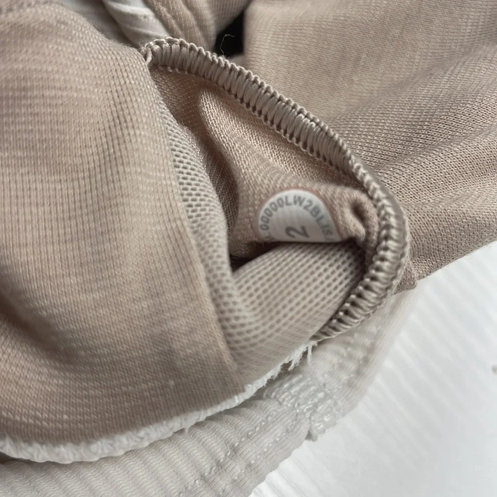 Lululemon Energy Ribbed Textured Racerback Sports Bra White 2 - Picture 6 of 6